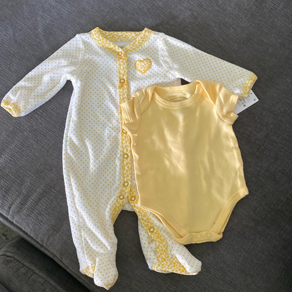 Brand New Carter&acirc;s Pajama And First Impressions Onesie